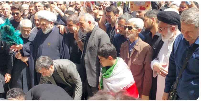 کربلای ایران... سرزمین ری؛ امروز با لاله های سرخ خود به پیشواز ماه عزای سید و سالار شهیدان رفت...